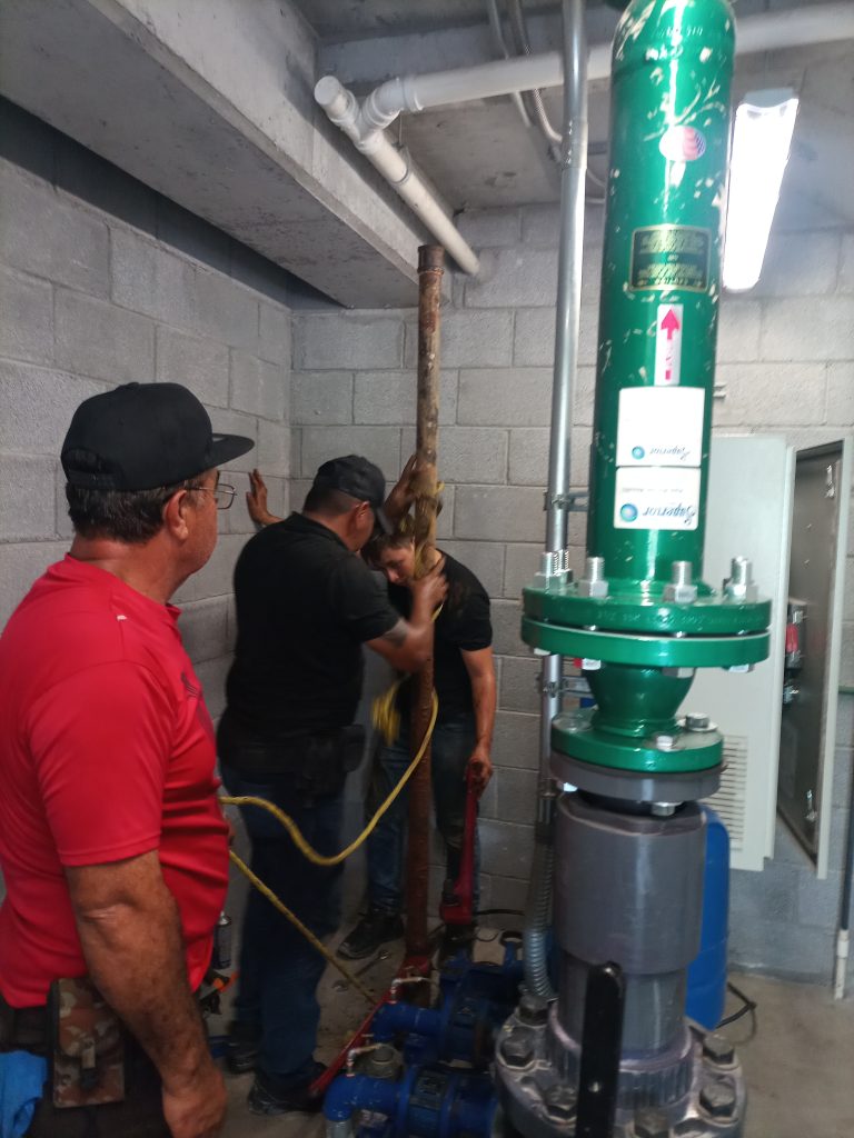 Cambio Bomba de cisterna tipo Lápiz